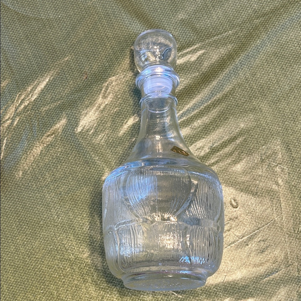 Luminarc Glass Decanter With with Stopper - Textured Design